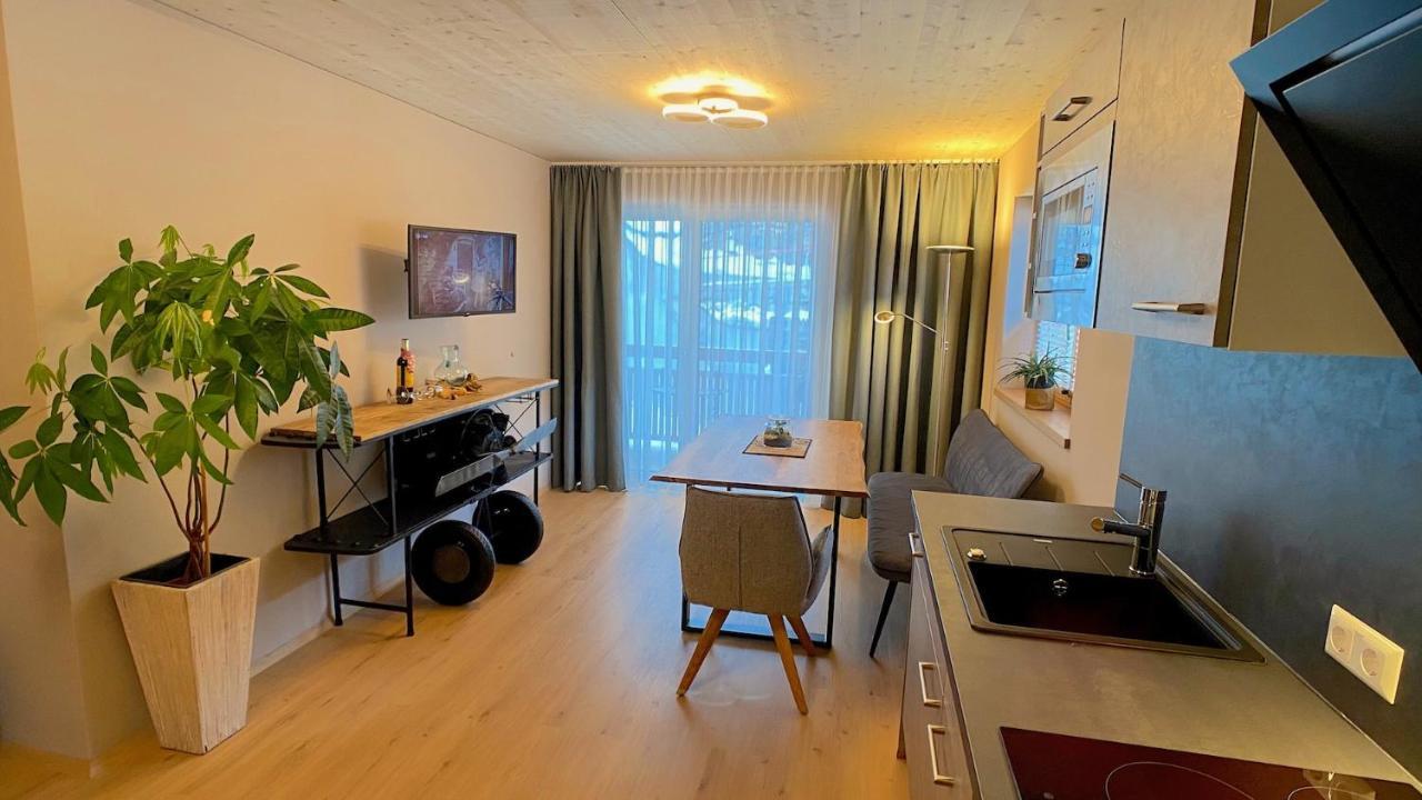 Erdhaeuser Und Apartments Mit Seeblick Und Alleinlage Weissensee Eksteriør billede