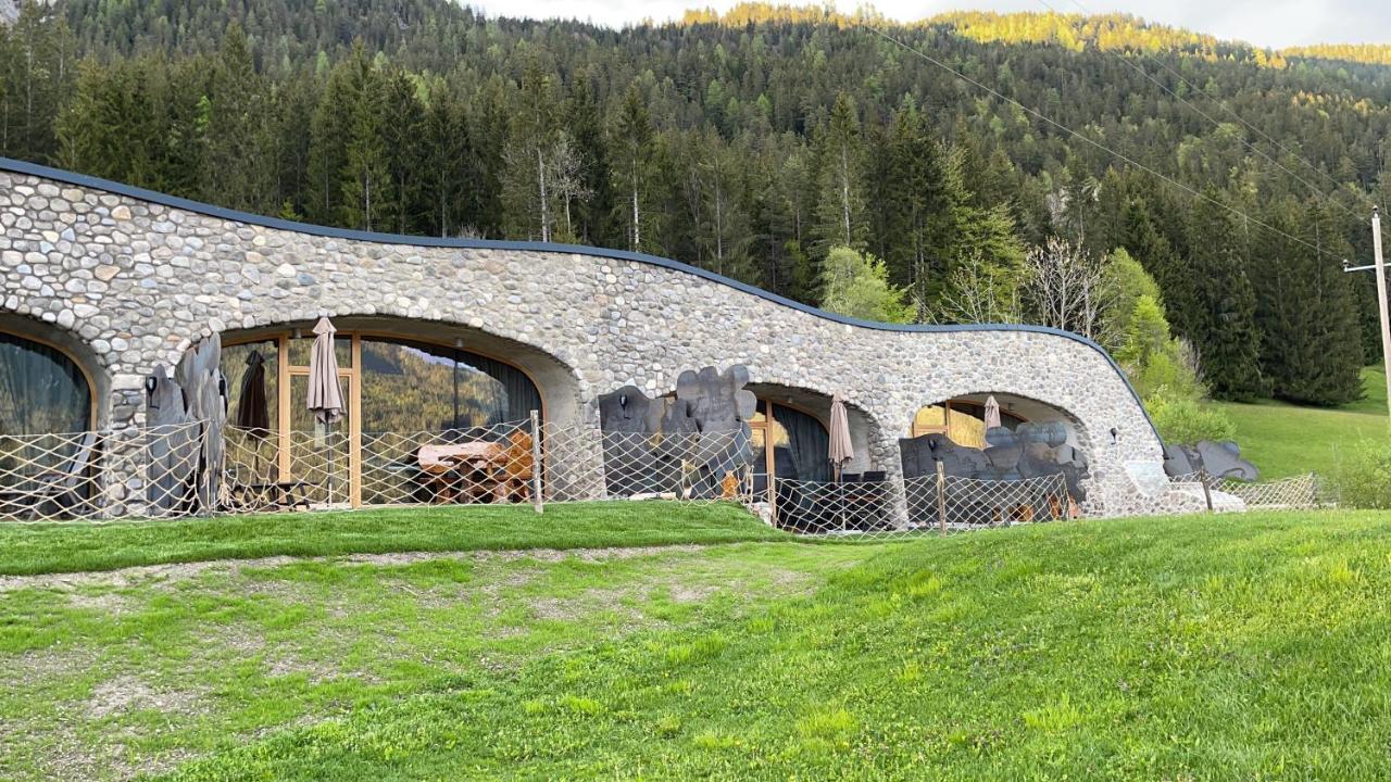 Erdhaeuser Und Apartments Mit Seeblick Und Alleinlage Weissensee Eksteriør billede